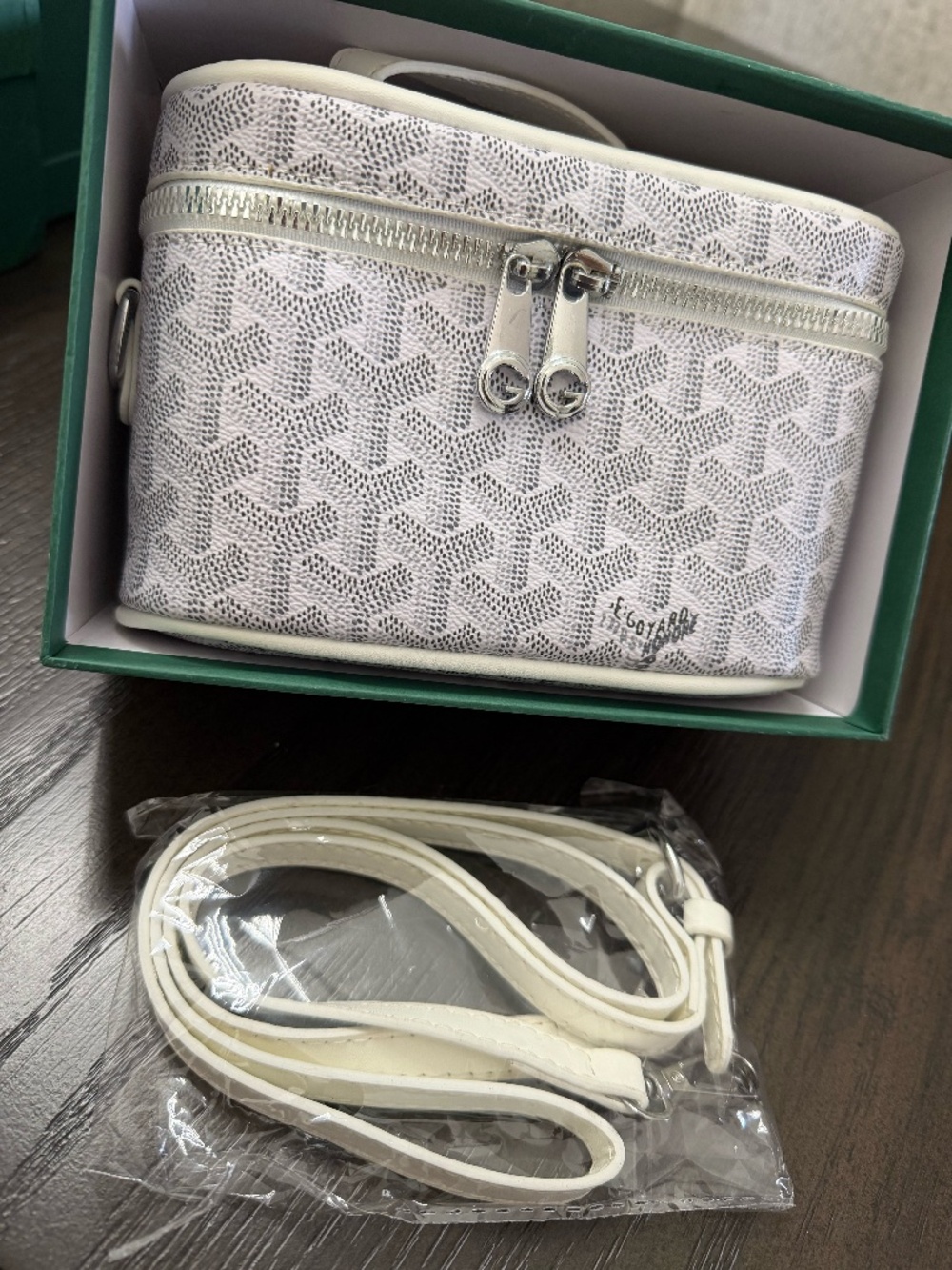 NEW VANITY/ CROSSBODY BAG